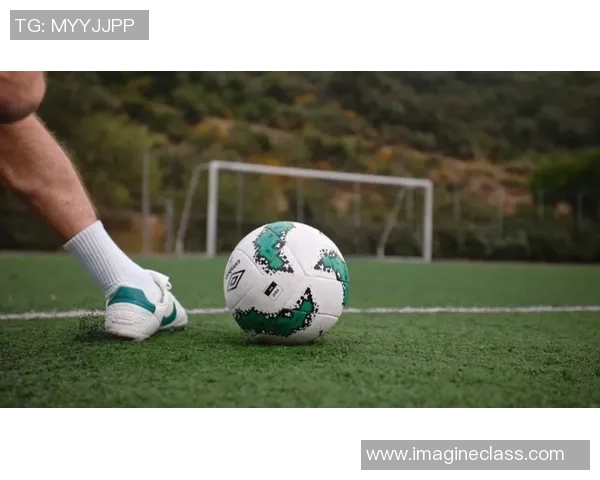 露营桌面足球的乐趣与技巧分享让你的户外活动更加精彩